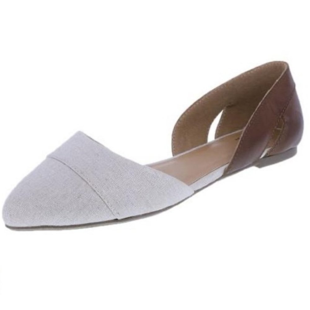 Fioni Pointed Toe Flats - Size 8